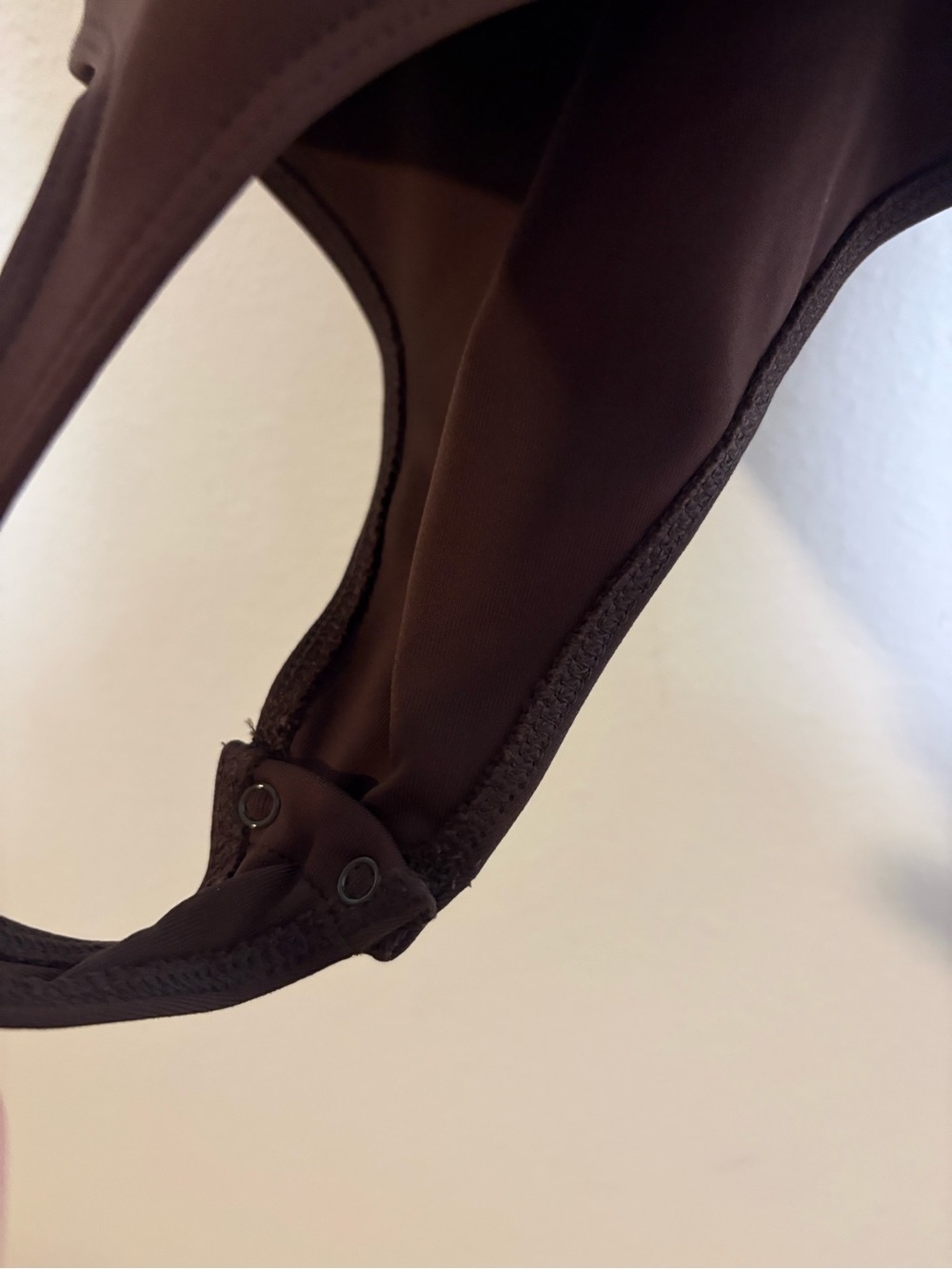 Aritzia Babaton Scoop Neck Bodysuit in Brown - Picture 5 of 5